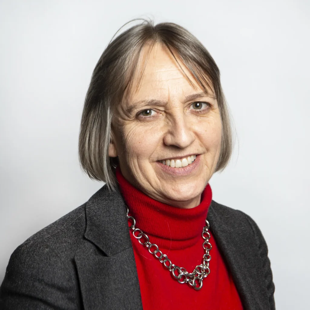 COST Scientific Committee Prof Lynda Hardman